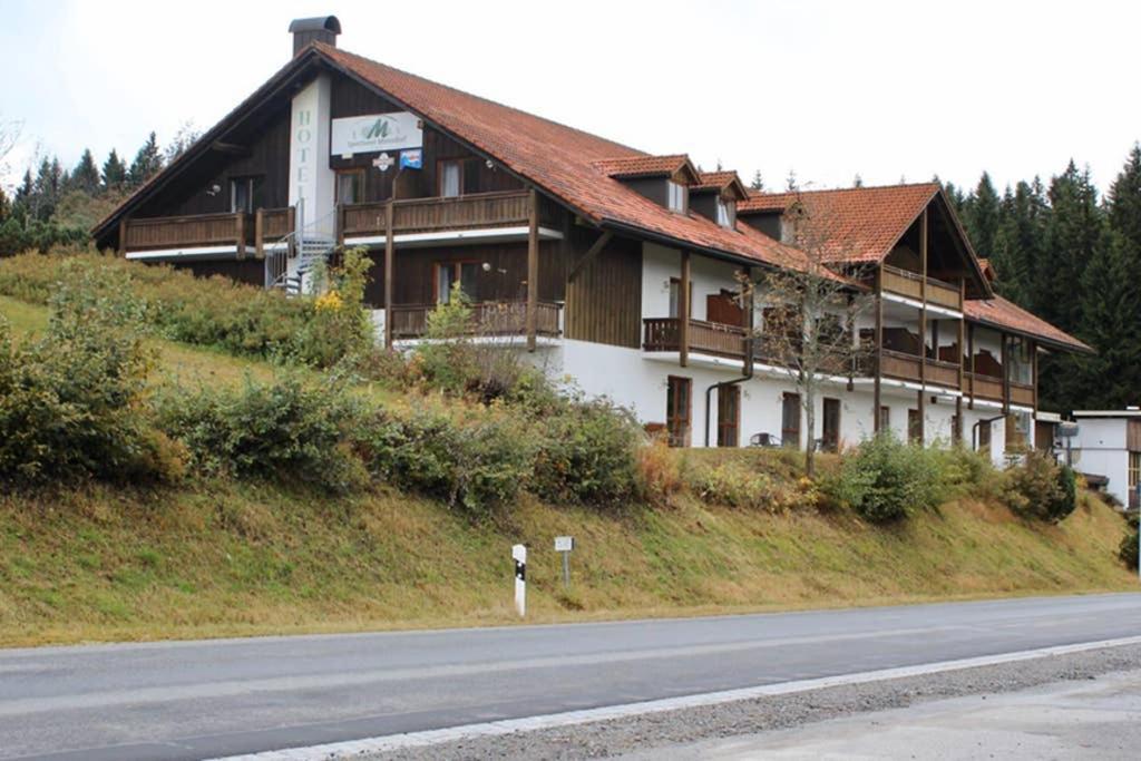 279 Mitterdorf *
